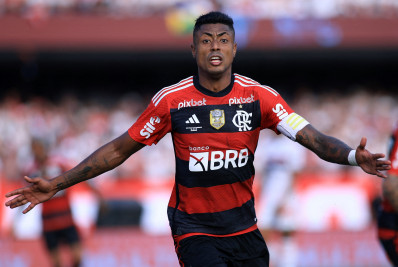 Priorizando um novo técnico, Flamengo 'congela' conversas por renovação de Bruno Henrique