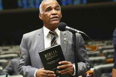 MPE pede investigação do deputado Pastor Isidorio por falas transfóbicas