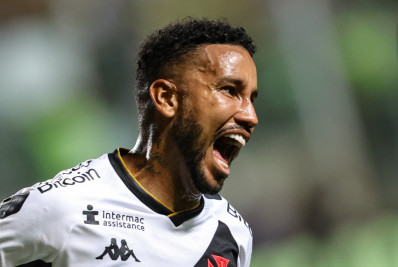 Jair relembra temporada do Vasco e elogia Alexandre Mattos: 'Vitorioso'
