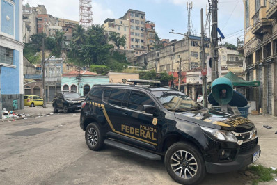 PF prende responsável por transportar armas e drogas entre diversas comunidades do Rio