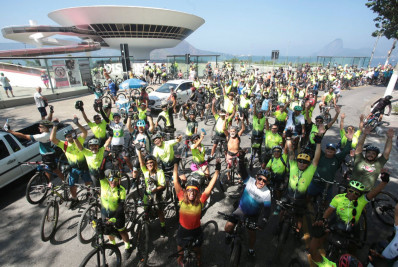 Pedalada pelo Dia Mundial Sem Carro reuniu diversos ciclistas
