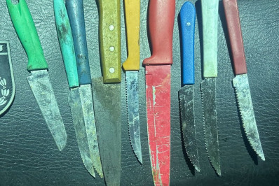 PM apreende nove facas e conduz 80 suspeitos à delegacia durante a saída das praias 