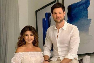 Paula Fernandes anuncia fim de relacionamento com Rony Cecconello: 'Sou feita de amor'