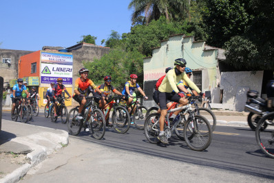 Mais de 1.500 ciclistas participam do Pedal Trânsito Seguro em Magé