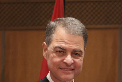 Presidente do Parlamento do Canadá renuncia após homenagem a nazista