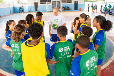 Itaguaí traz ex-técnico de seleção para comandar projeto esportivo