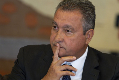 Rui Costa minimiza ato de Bolsonaro em SP e diz que ex-presidente confessou crimes cometidos