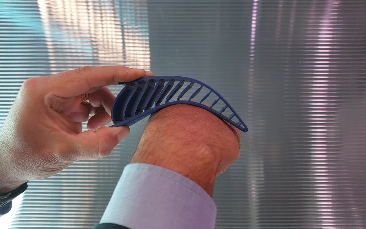 'Dedo' inspirado em peixes é utilizado para não danificar objetos com que entre em contato - Saulo Junior/Agência O Dia