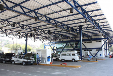 Veículos sem o adesivo anual da vistoria serão considerados irregulares