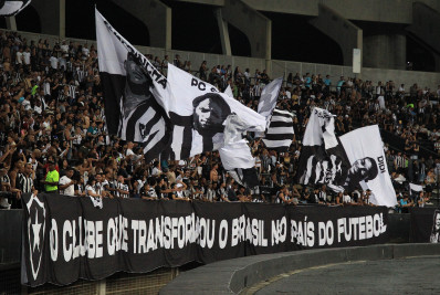 Botafogo anuncia treino aberto antes da partida contra o Goiás