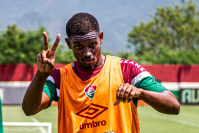 Fluminense deverá tentar ampliar empréstimo de Marlon Santos até o fim de 2024