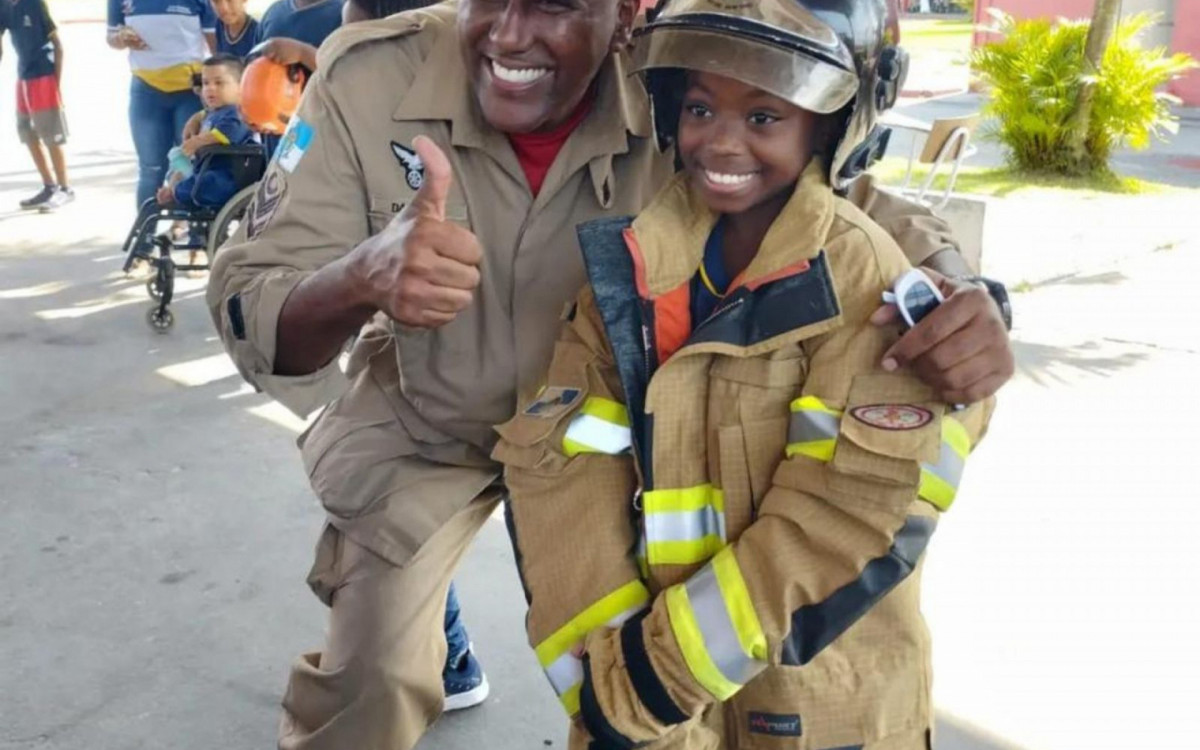 Atividade interdisciplinar no Corpo de Bombeiros