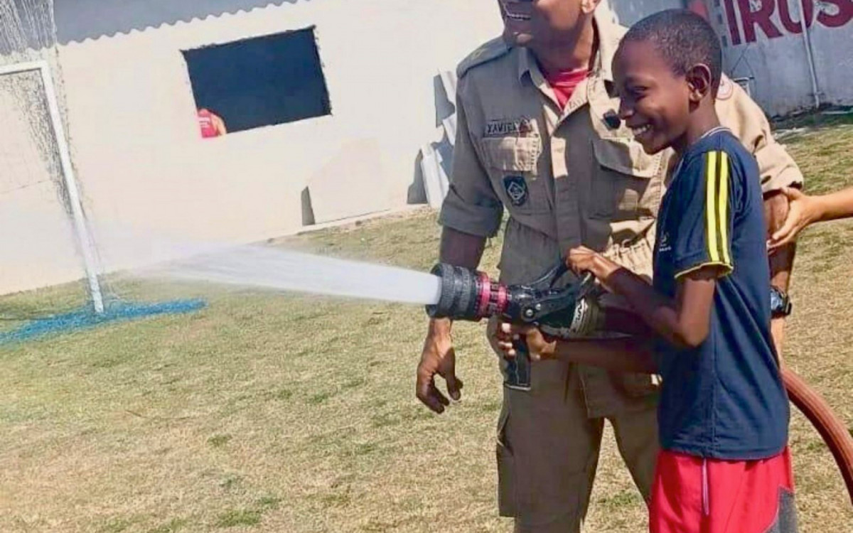 Atividade interdisciplinar no Corpo de Bombeiros