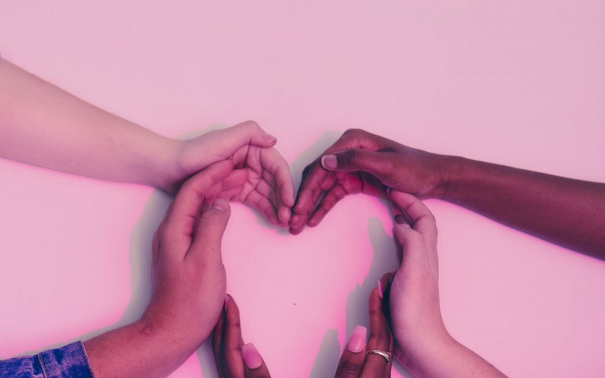 Descubra qual signo combina com Libra no amor