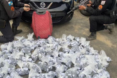 PM apreende quase 20 kg de cocaína e prende suposto traficante em Corrêas