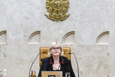Em discurso de despedida no STF, Rosa Weber exalta Moraes e diz que ele é 'insubstituível'