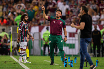 Diniz vê arbitragem decisiva em empate do Fluminense e defende formação com quatro atacantes