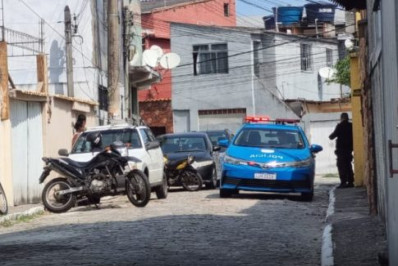 Homem é encontrado morto dentro de casa no Jardim Caiçara, em Cabo Frio