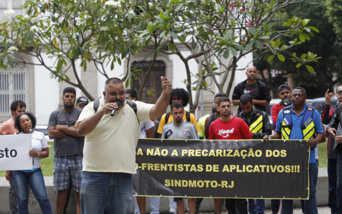 Manifestação de entregadores ifood, na Candeia, nesta Sexta-feira (29).
 - Reginaldo Pimenta / Agencia O Dia