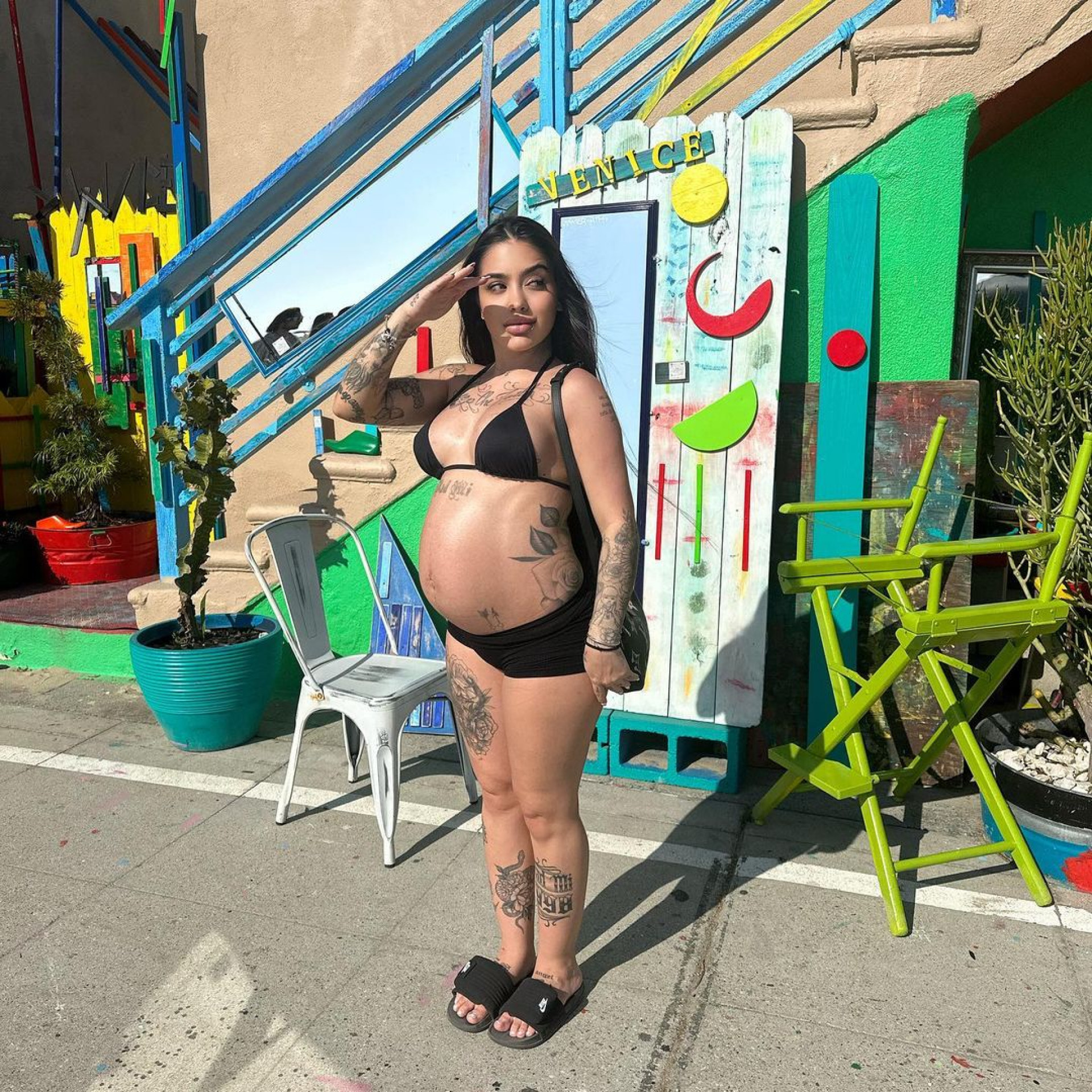 MC Mirella - Reprodução