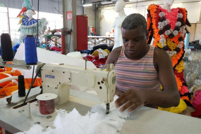Capacitação para escolas de samba é realizada em Niterói