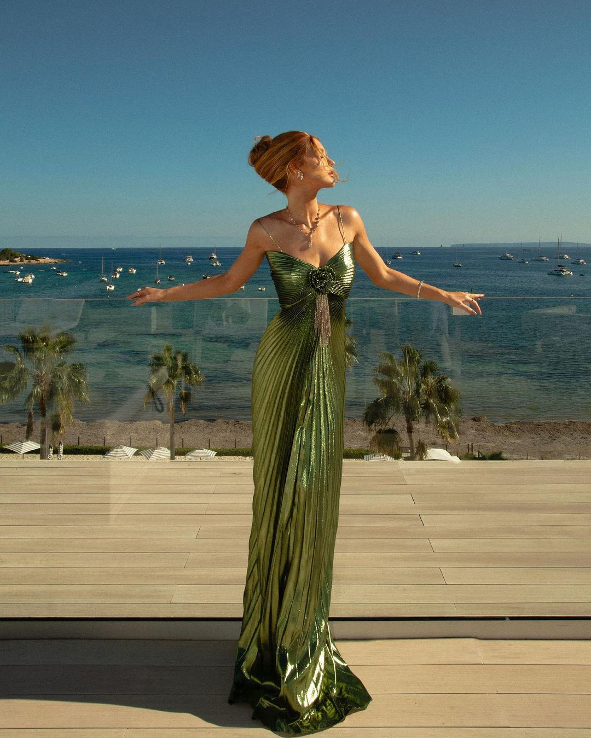 Marina Ruy Barbosa posta look para casamento de Ronaldo e Celina Locks - Reprodução / Instagram