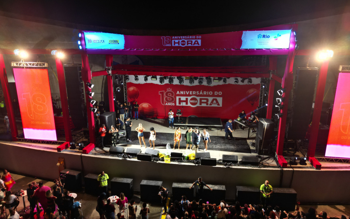 Festa de 18 anos do Meia Hora foi animada por shows e DJ - Duck Films