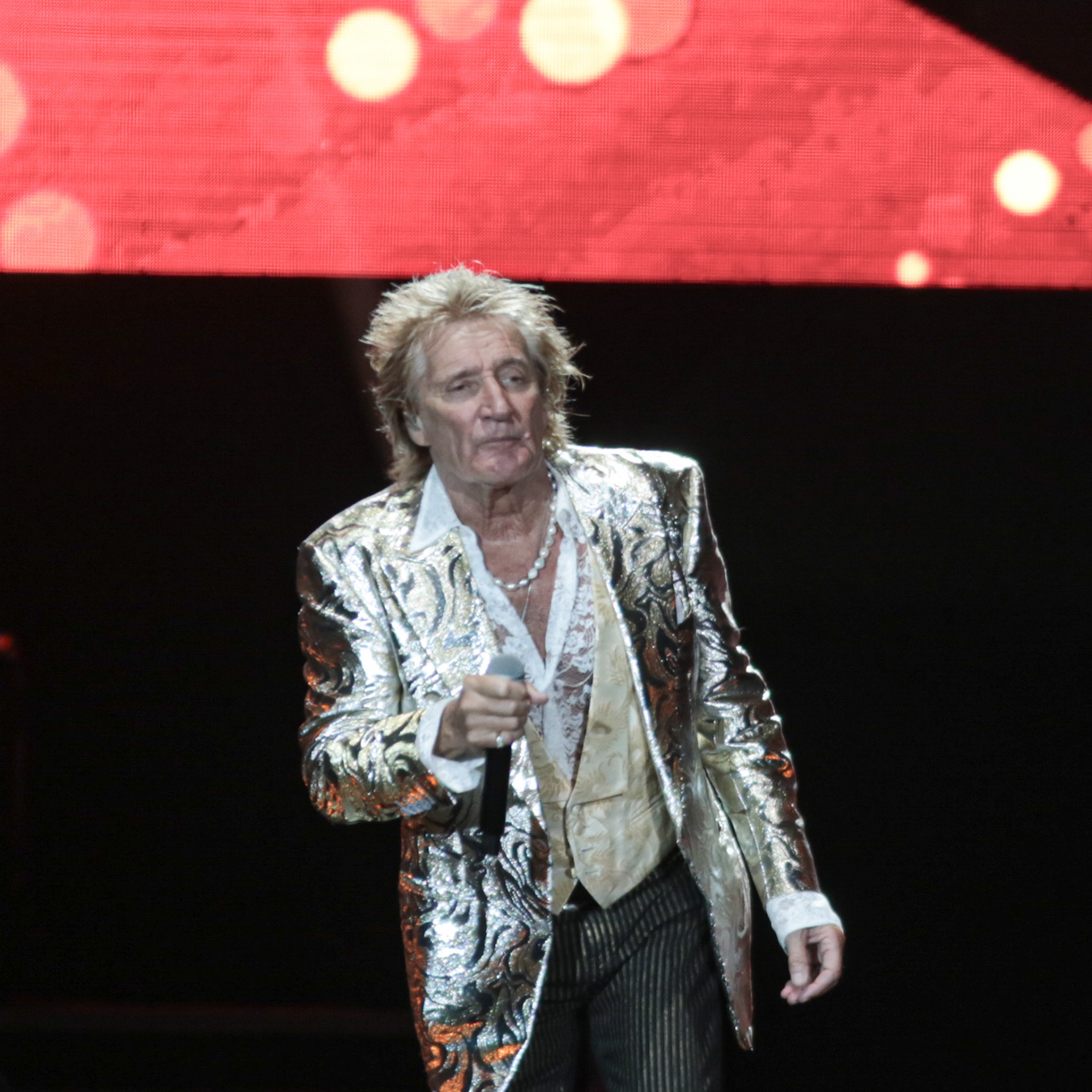 Rod Stewart faz show lotado em São Paulo  - Agnews 