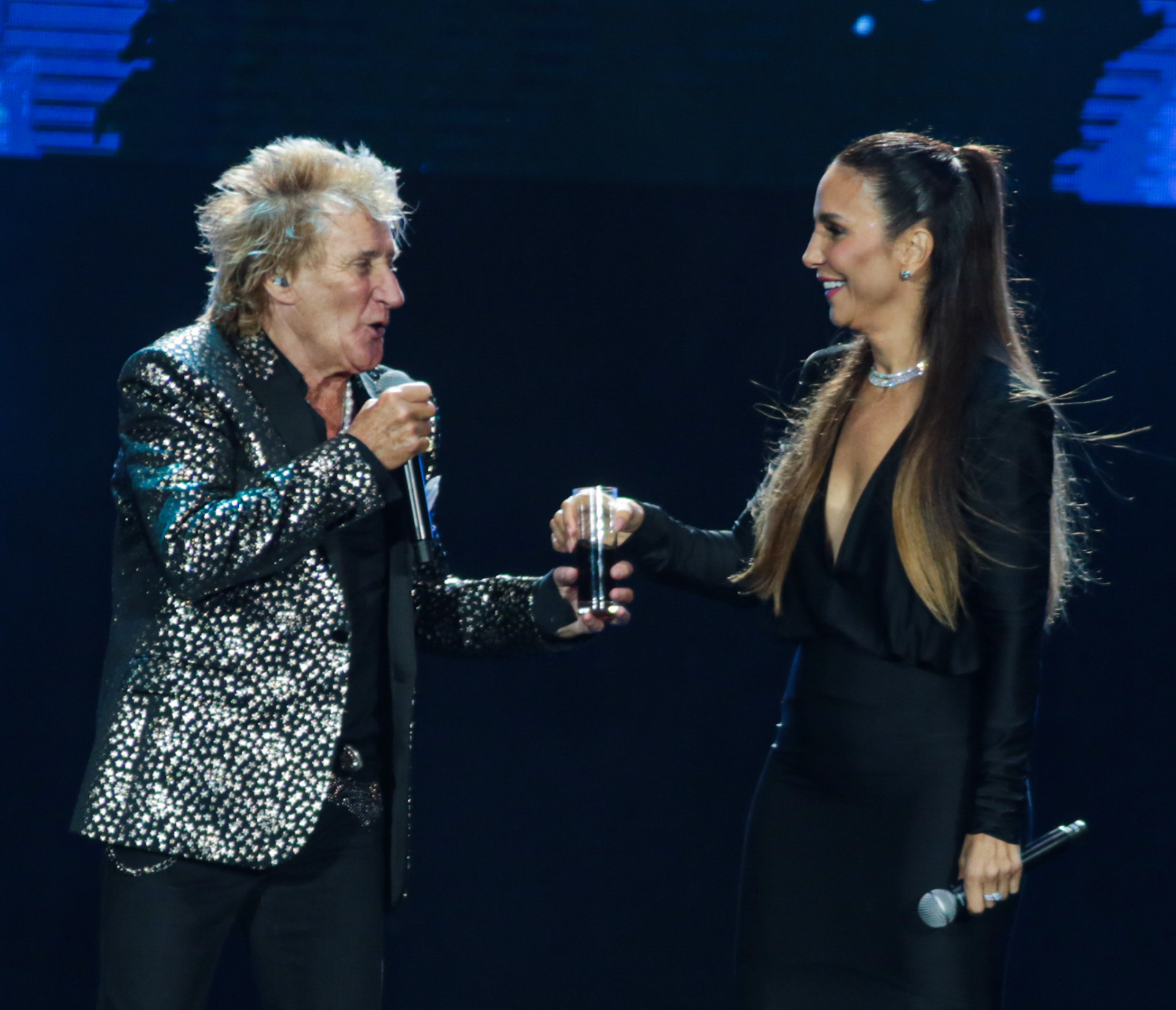 Ivete Sangalo e Rod Stewart se apresentam em SP  - Agnews 