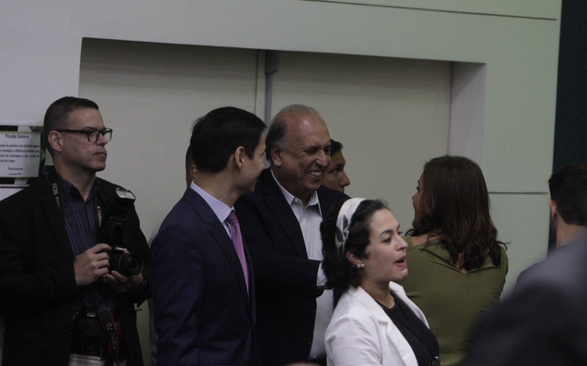 Cerimônia de passagem de gestão na Polícia Civil, na foto, o Ex-governador Pezão. Nesta segunda-feira (02). - Marcos Porto/Agência O Dia