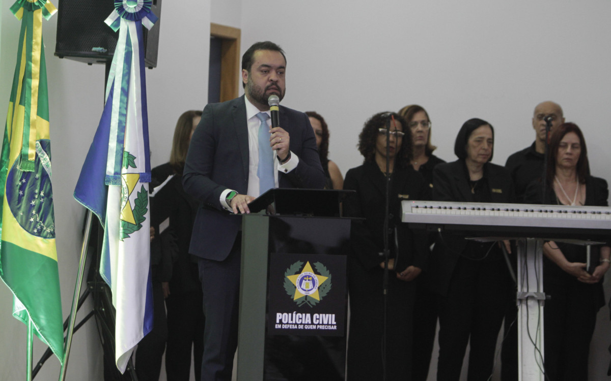 Cerimônia de passagem de gestão na Polícia Civil, na foto, o Governador Cláudio Castro. Nesta segunda-feira (02). - Marcos Porto/Agência O Dia