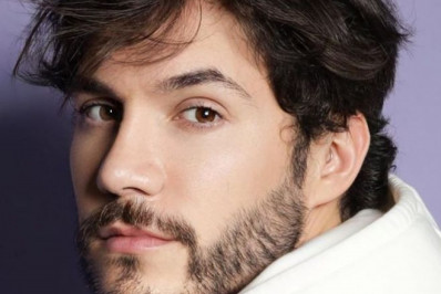 Eliezer se revolta com internauta que o acusou de dar golpe em Viih Tube: 'Vai provar'