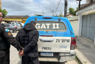 Foragido apontado como gerente do tráfico de drogas do Mutirão é preso em Araruama