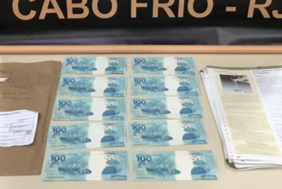 PF prende homem com R$ 1 mil em notas falsas em São Pedro da Aldeia