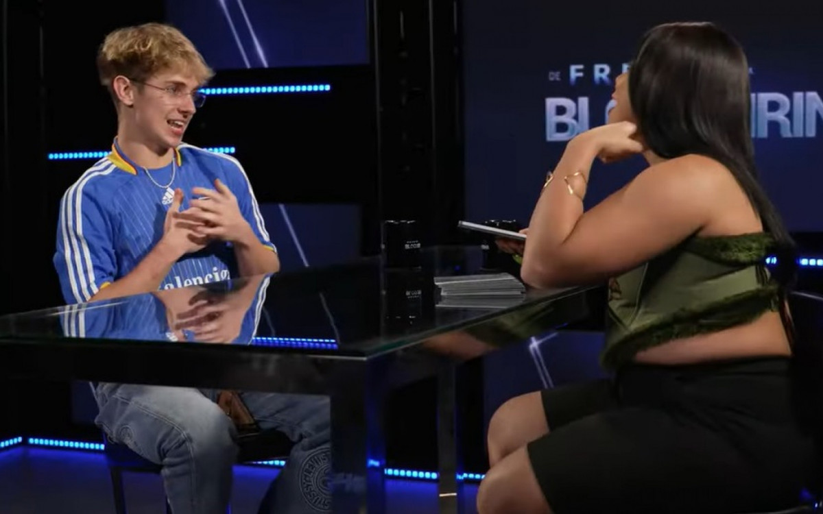 Juliano Floss conta curiosidades sobre Anitta - Reprodução de vídeo 