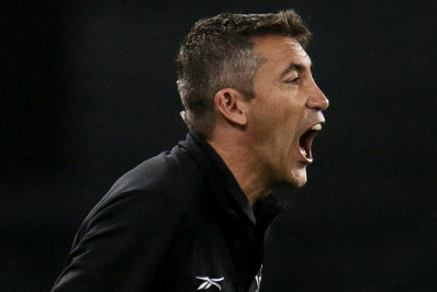 Bruno Lage explica Tiquinho no banco e vê pressão aumentar no Botafogo