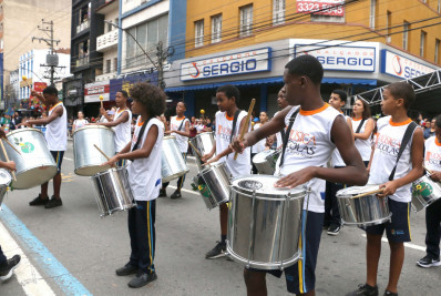 Desfile cívico marca a comemoração dos 191 anos de Barra Mansa