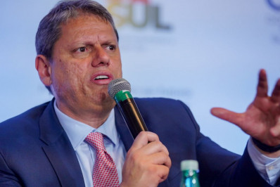 Tarcísio mantém cassação da aposentadoria de fiscal da Fazenda acusado de corrupção