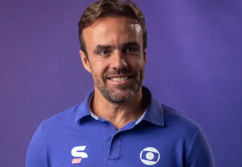 Roger Flores pede demiss&atilde;o de Lage: ‘Campeonato escorrendo pelas m&atilde;os’