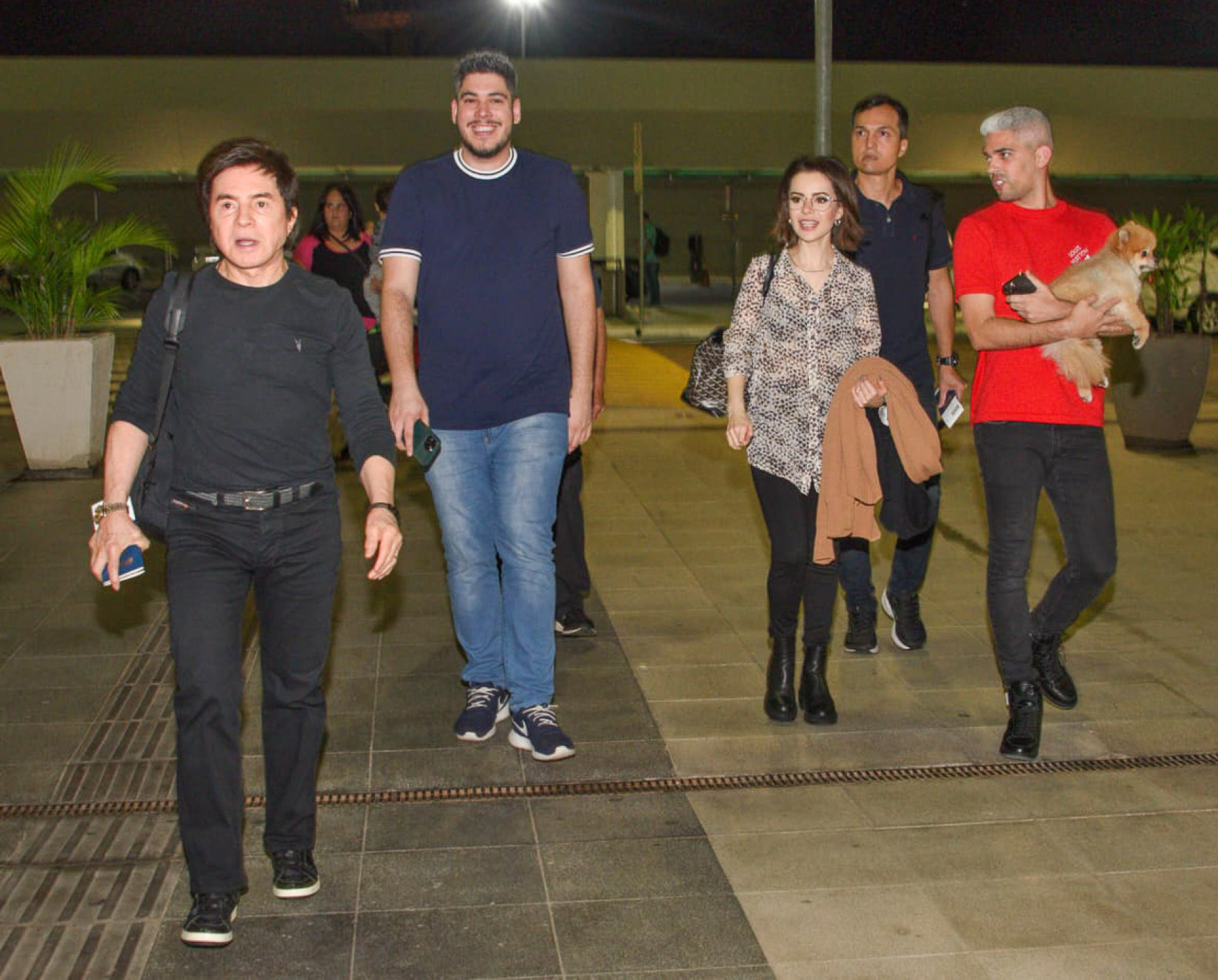 Sandy embarca com família para turnê na Europa - Bruna Grassi e Francisco Cepeda/ AgNews