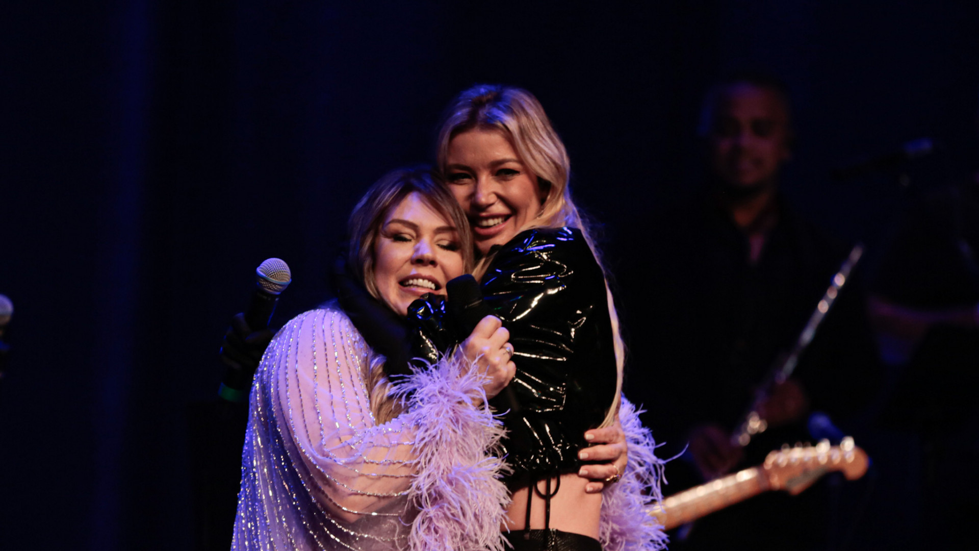 Simony e Luiza Possi - Van Campos / Agnews