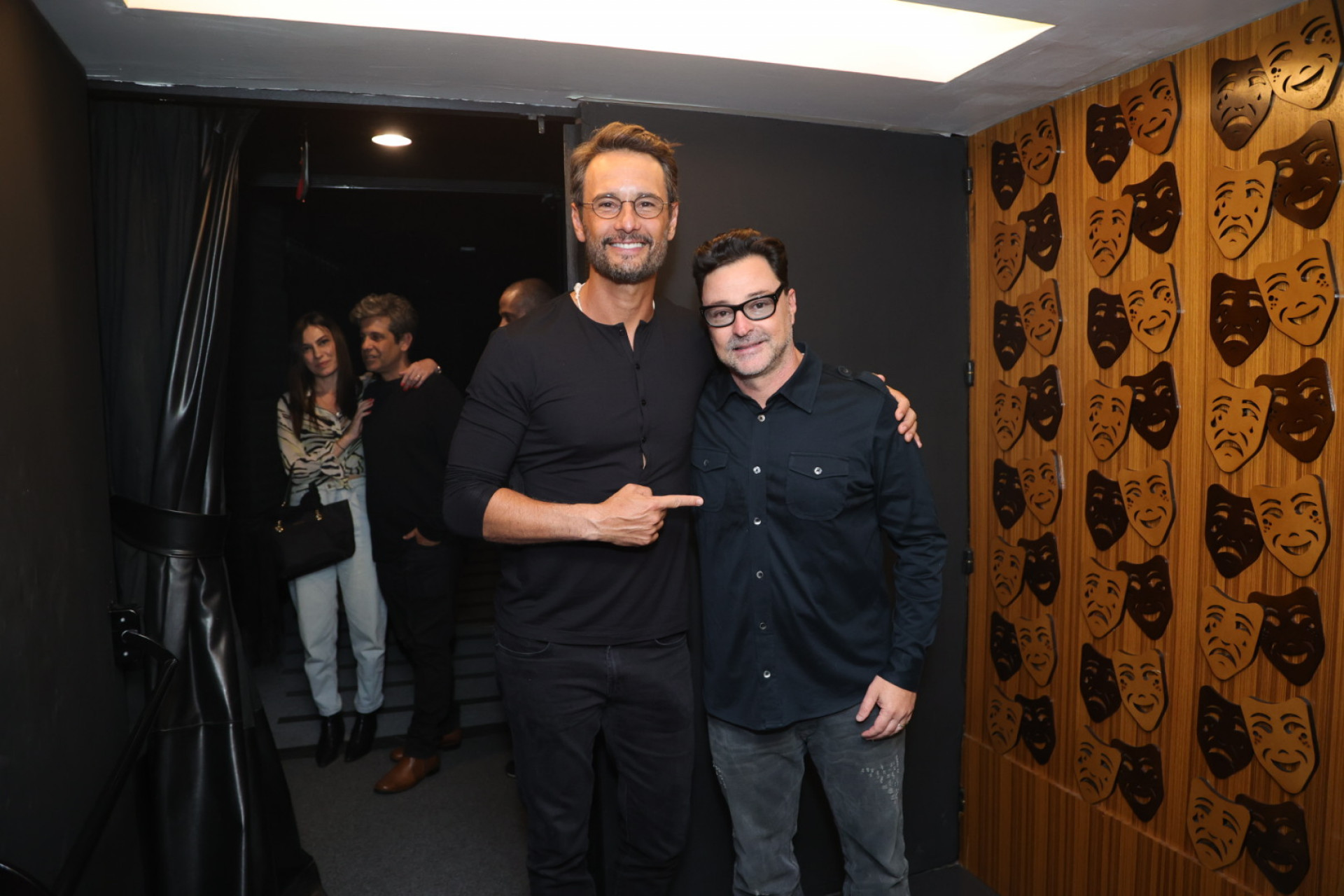 Rodrigo Santoro e Emilio Orciollo Netto - Agnews