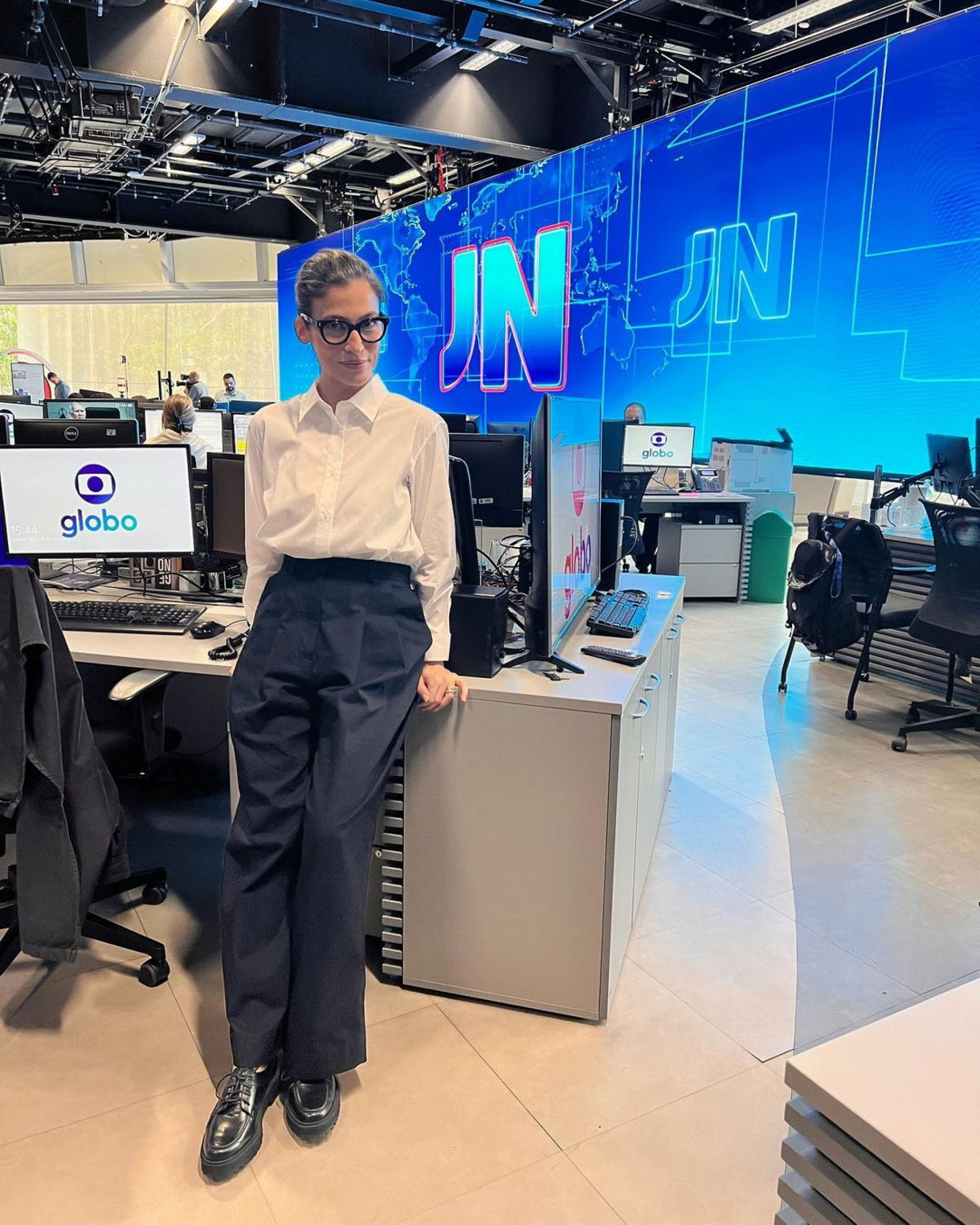 Renata Vasconcellos nos bastidores do 'Jornal Nacional' - Reprodução/Instagram