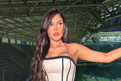 Flay comenta romance com influenciador de 18 anos: 'Tivemos muitas trocas, mas não passou disso'