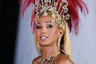 Valesca Popouzuda é anunciada como nova musa da Porto da Pedra: 'Muito feliz'