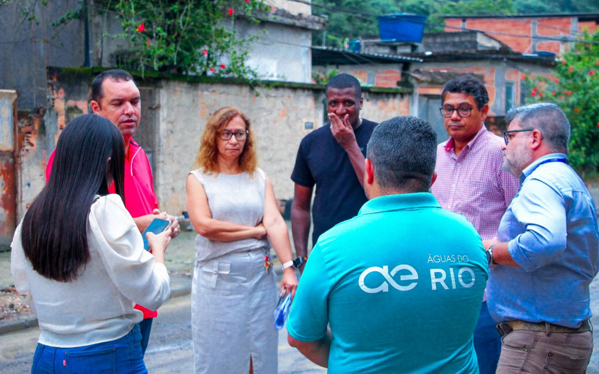 Técnicos da Prefeitura e da Águas do Rio detectaram vazamentos. A empresa irá fazer intervenções