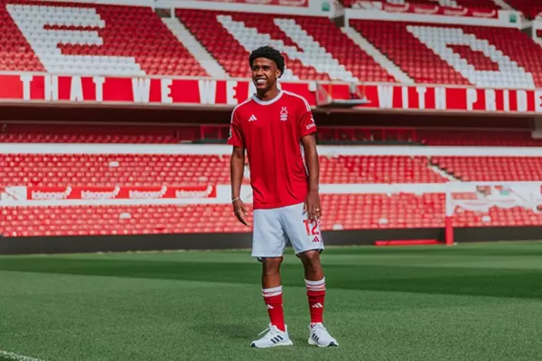 Pouco utilizado em clube inglês, Andrey Santos pode voltar ao Chelsea