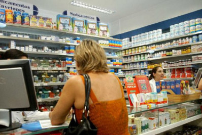 Randstad abre 23 vagas de farmacêuticos para rede de drogarias no Rio