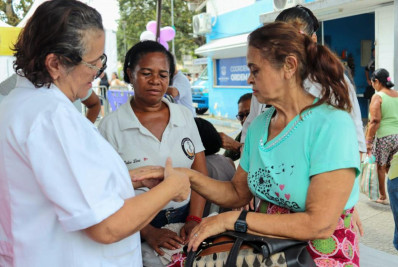 Atividades e serviços gratuitos foram ofertados na Semana Municipal do Idoso em Meriti