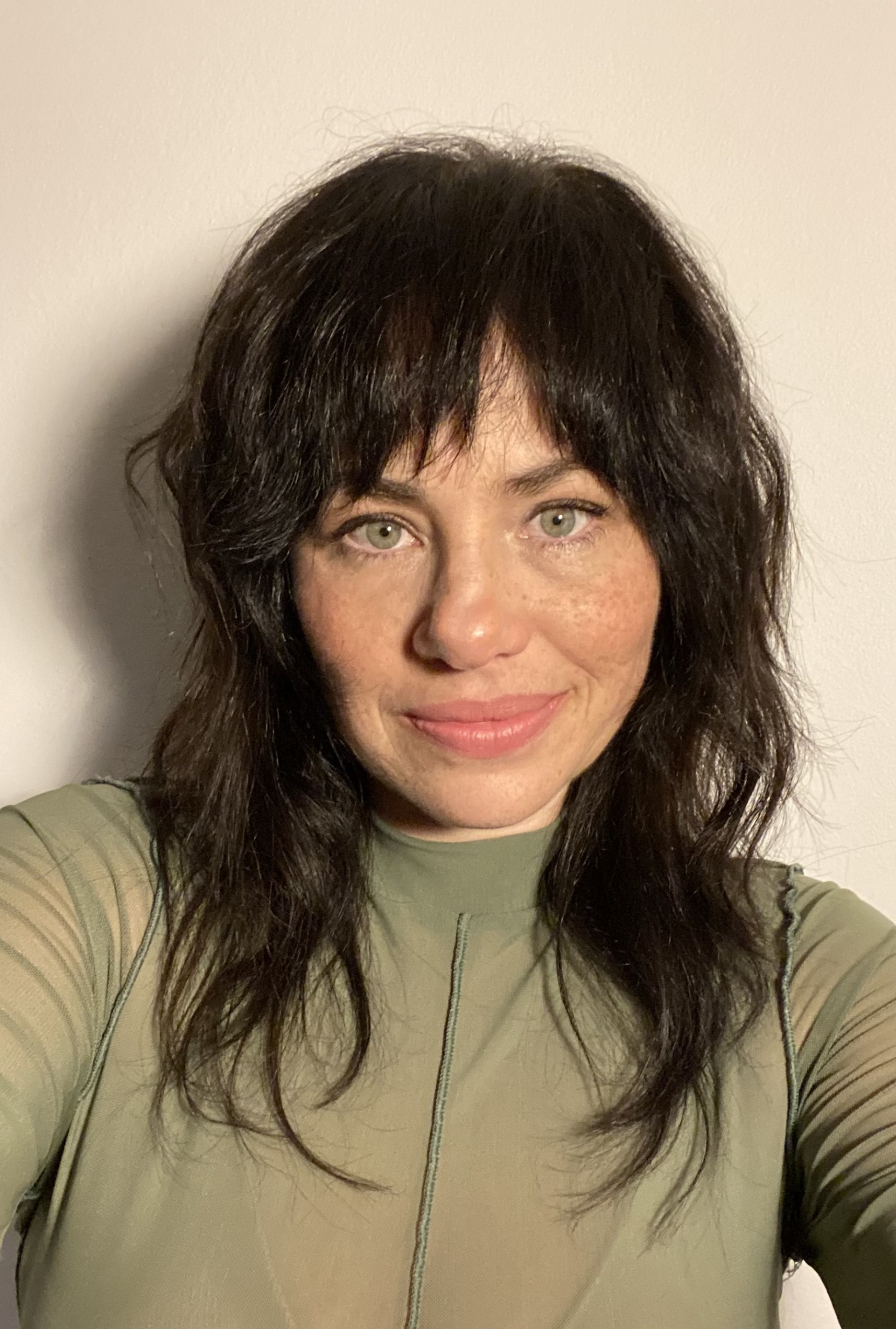 Karine Teles passou por transformação no visual para viver a Carol de 'Elas por Elas' - Arquivo pessoal